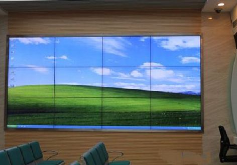 五河液晶拼接屏的另类用法。